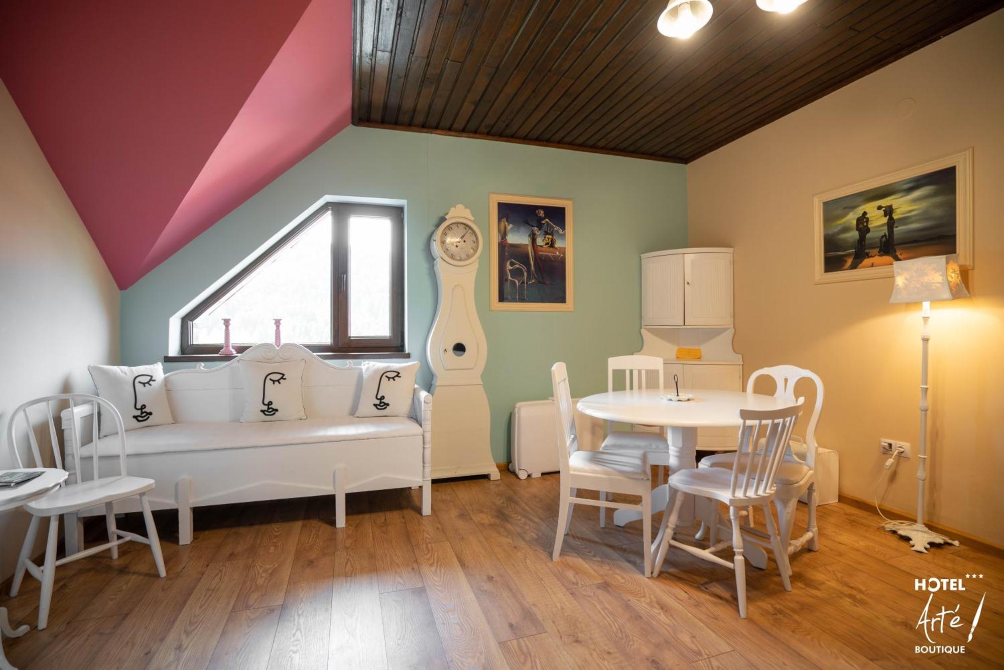 Art'E Boutique Rooms Baile Tusnad Bagian luar foto
