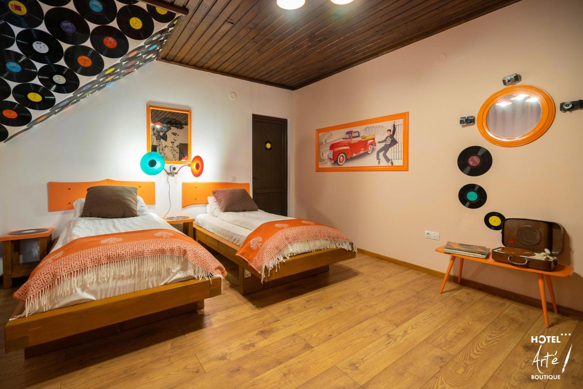 Art'E Boutique Rooms Baile Tusnad Bagian luar foto