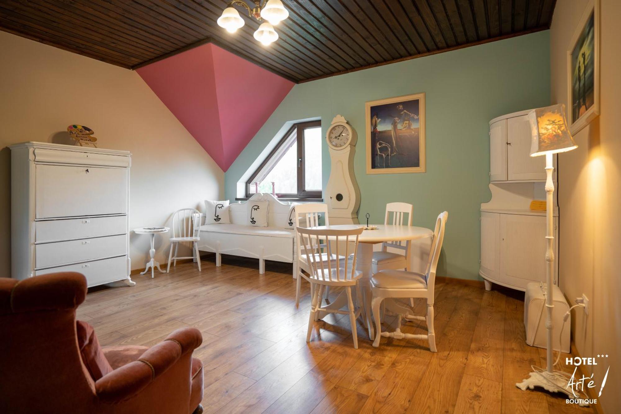 Art'E Boutique Rooms Baile Tusnad Bagian luar foto