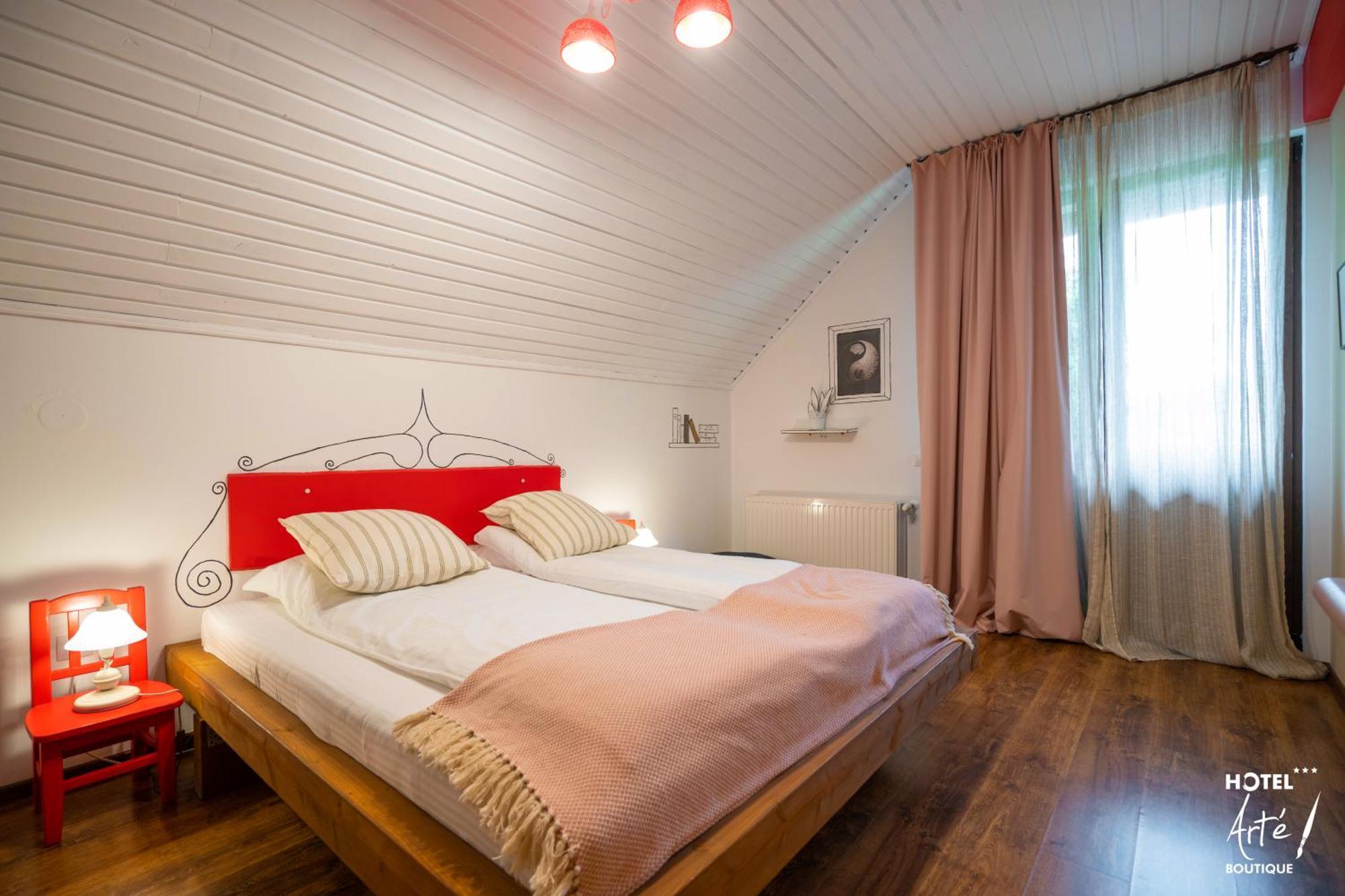 Art'E Boutique Rooms Baile Tusnad Bagian luar foto